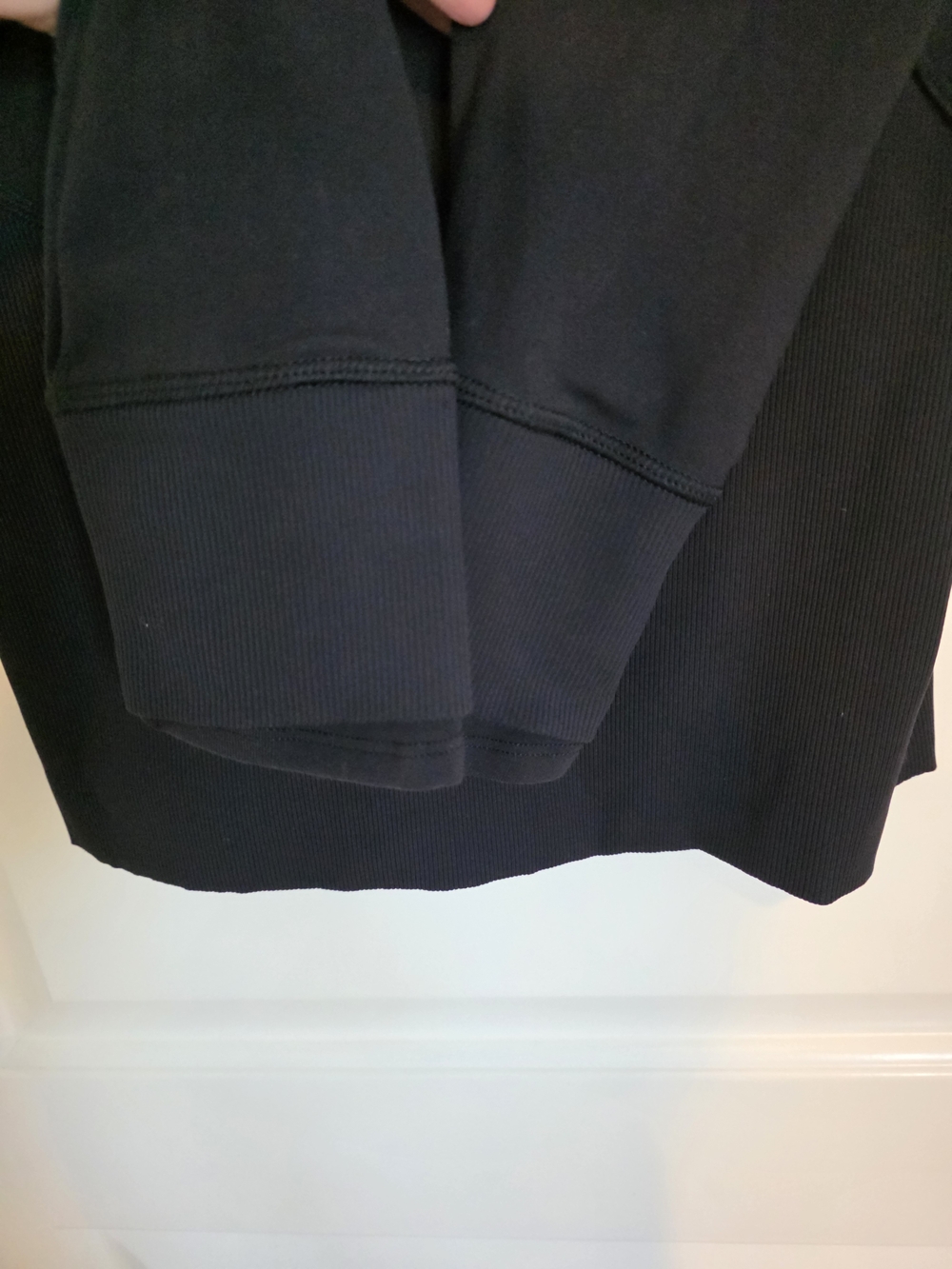 LULULEMON - Picture 4 of 8
